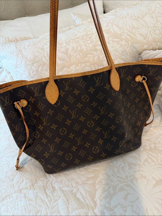 Louis Vuitton Handbags - Louis Vuitton Brown Monogram Canvas Tote with Tan Trim